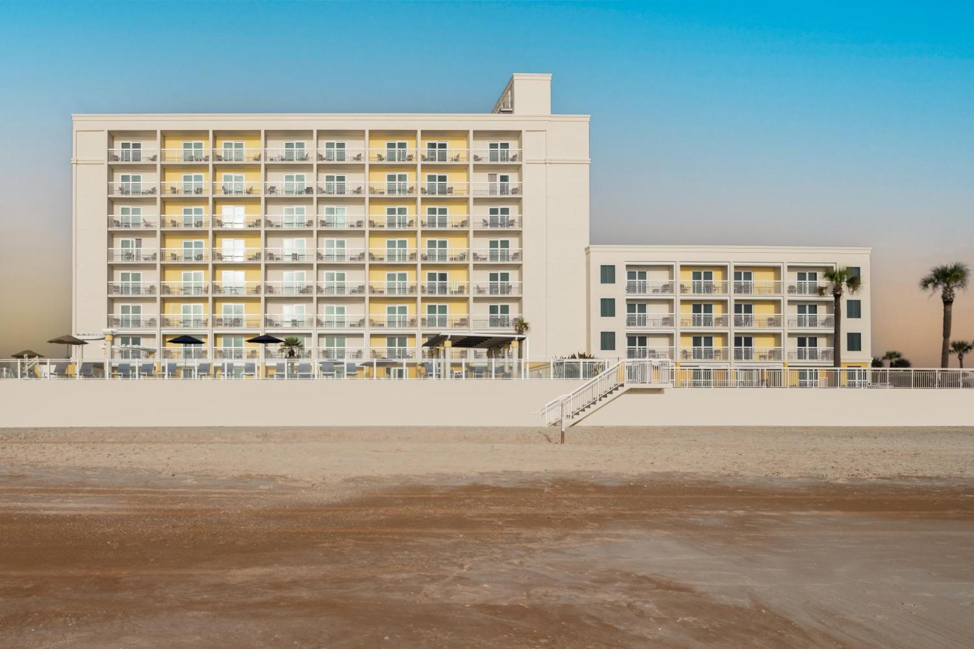 Hilton Garden Inn Daytona Beach Oceanfront מראה חיצוני תמונה
